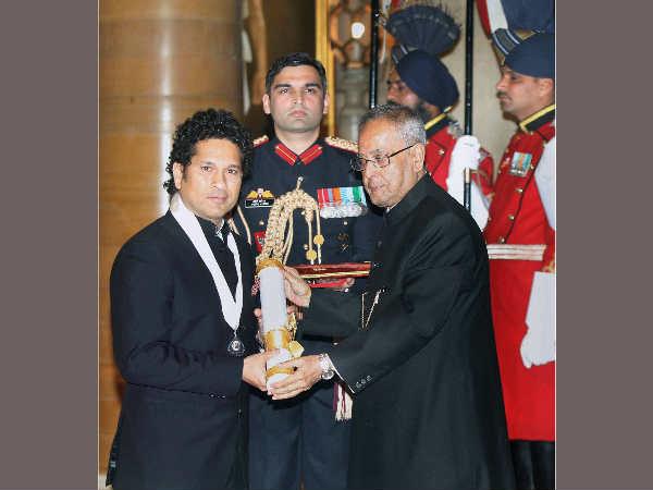  ना कोई था..ना कोई है...तुम्हारे जैसा..