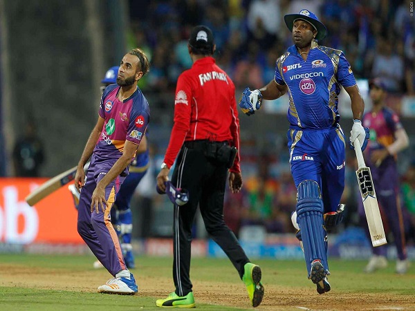 मनीष पांडेय और पोलार्ड साथ-साथ