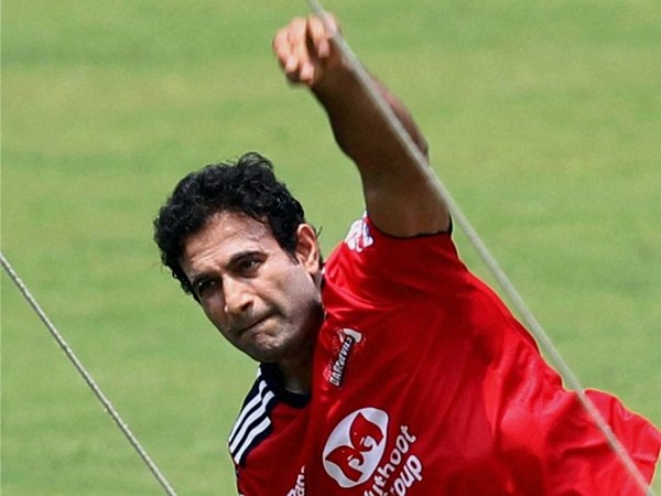 इरफान पठान पर टिकी नजर