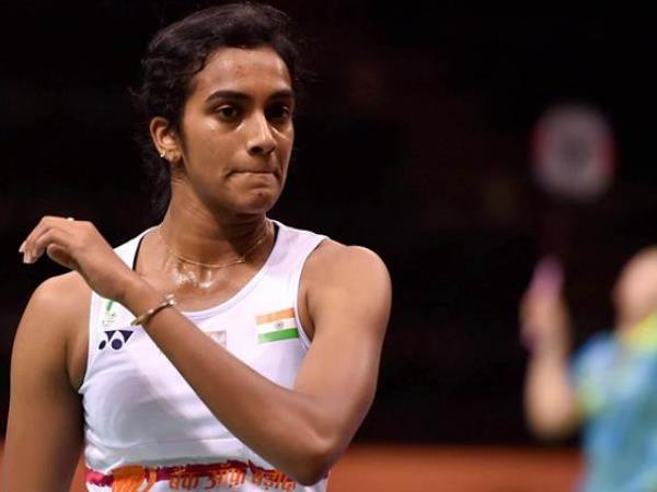 कारोलिना मरिन ने पीवी सिंधु को सिंगापुर ओपेन सीरीज के क्‍वार्टर फाइनल में हराया