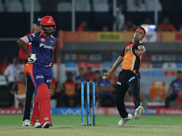 ये हैं वो गेंदबाज, जिन्होंने IPL-10 में की सबसे अच्छी गेंदबाजी