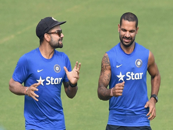 Video: चैंपियंस ट्रॉफी से पहले बस में मस्ती करते नजर आए कोहली-धवन