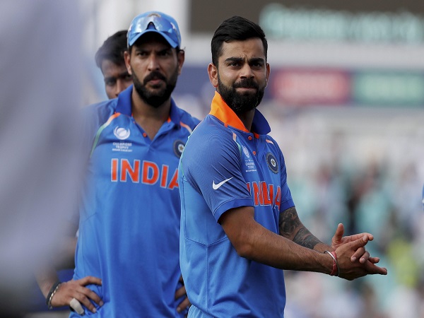 ताश के पत्तों की तरह ढह गई भारतीय बल्लेबाजी