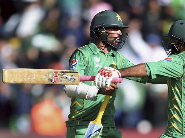 इनिंग के पहले ओवर में रोहित शर्मा का विकेट