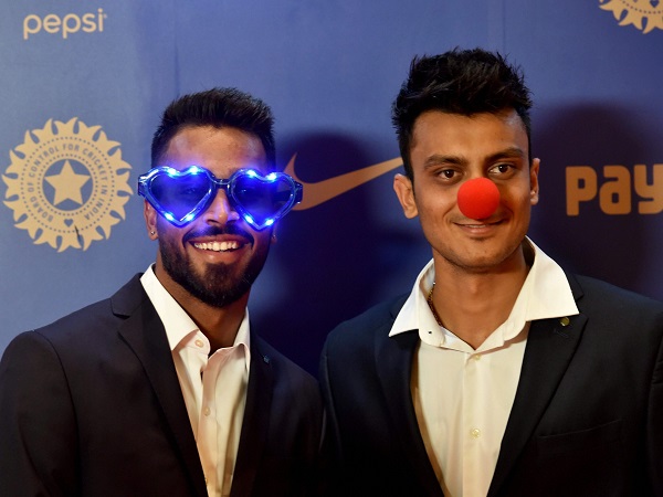 आईपीएल में मुंबई इंडियंस के हीरो हैं दोनों भाई