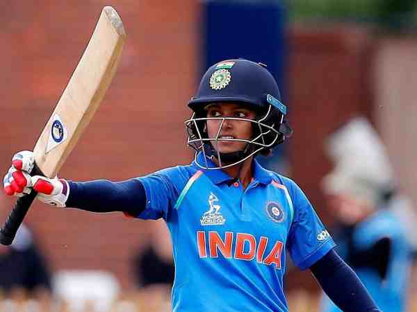 इंग्लैंड की पूरी पारी 47.2 ओवर में 246 रन पर सिमटी