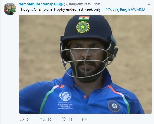 पुरानी जर्सी में युवी