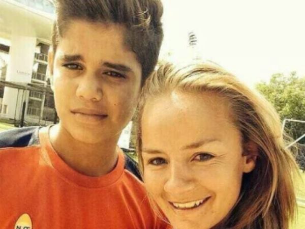 इंग्लैंड की महिला क्रिकेटर का नाम है डेनियल व्याट