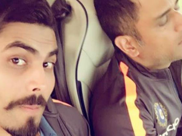 जडेजा ने शेयर की सोते हुए धोनी की तस्वीर, लोगों ने कहा गजब...