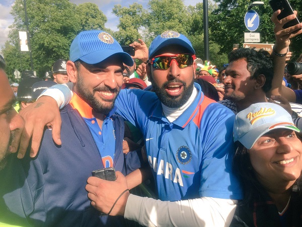 चैंपियंस ट्रॉफीः जब युवराज सिंह से मिला उनका हमशक्ल, देखिए फिर क्या हुआ?