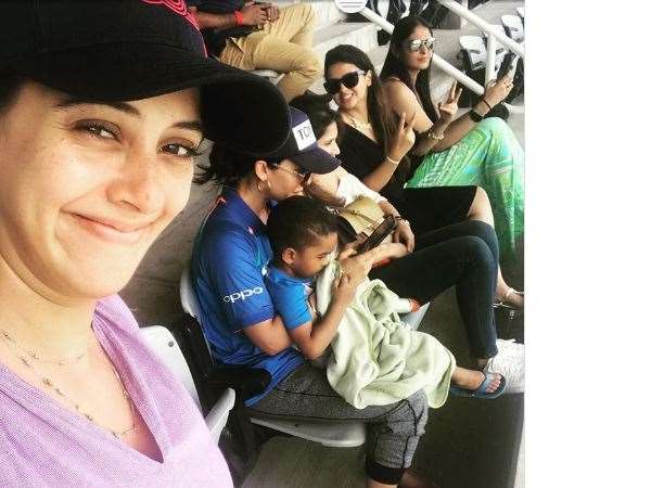 क्रिकेटरों की पत्नियां कैरेबियाई दौरे पर कर ही हैं एंजॉय