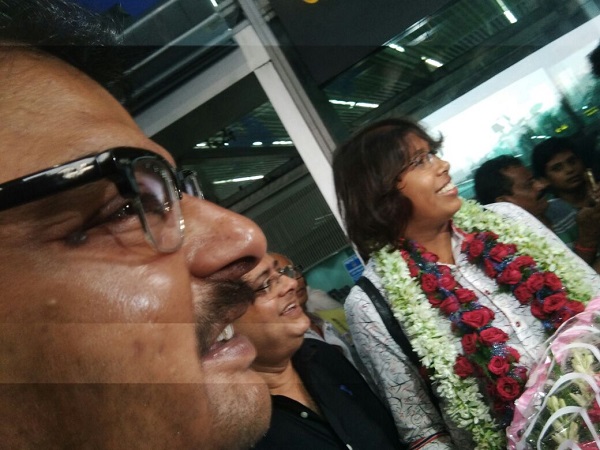 हार के बाद ऐसे स्वागत ने दिल जीत लियाः झूलन