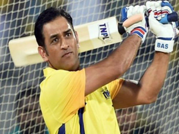 पीली जर्सी पहनकर माही ने लगाए 3 गगनचुंबी छक्के, कसम से दिल डोल गया...