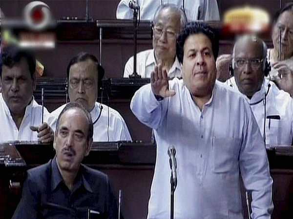 WWC: बेटियों की जीत पर ये क्या बधाई दे बैठे राजीव शुक्ला, हटाया ट्वीट