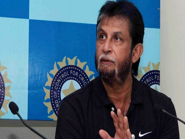 साहा के करियर से खेल रहा है टीम मैनेजमेंट