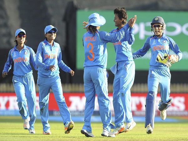 महिला क्रिकेट टीम के प्रदर्शन से खुश BCCI, खिलाड़ियों को देगा 50 लाख रुपए