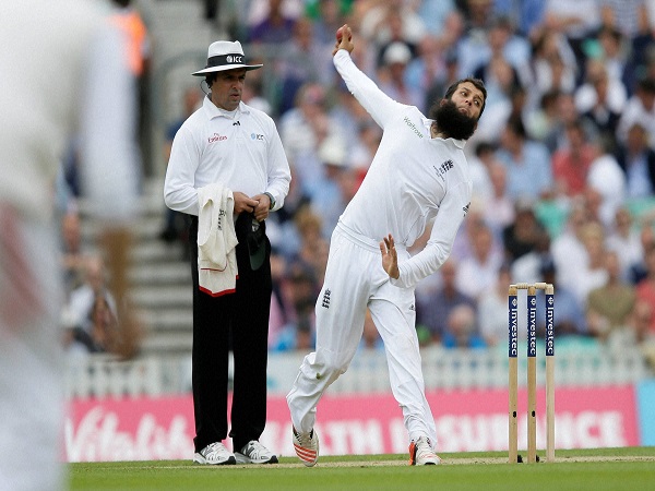 क्रिकेट करियर की पहली हैट्रिक है कमाल