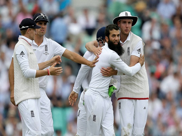 ऐतिहासिक 100वें टेस्ट में अली ने लगाई हैट्रिक