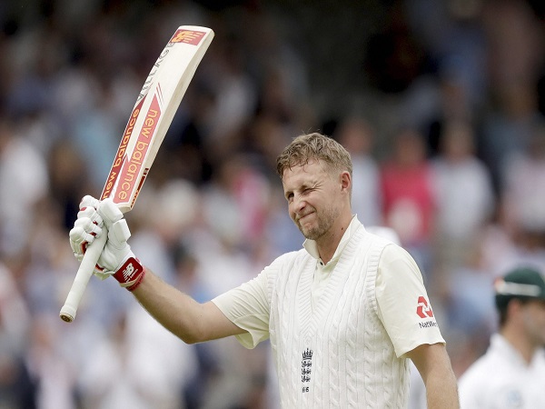 लेकिन सचिन तेंदुलकर ड्रेसिंग रूम में ही रहे