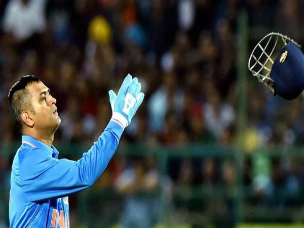 धोनी खेलेंगे या नहीं?