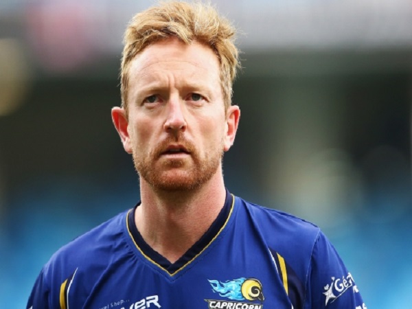 अपने देश में क्रिकेट खेलने को लेकर खुश पाकिस्तान इस दिग्गज को कैसे मनाएगा?