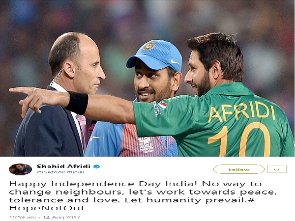 पाक क्रिकेटर शाहिद अफरीदी ने भारत को भेजा प्यार भरा पैगाम, फैंस हुए गदगद