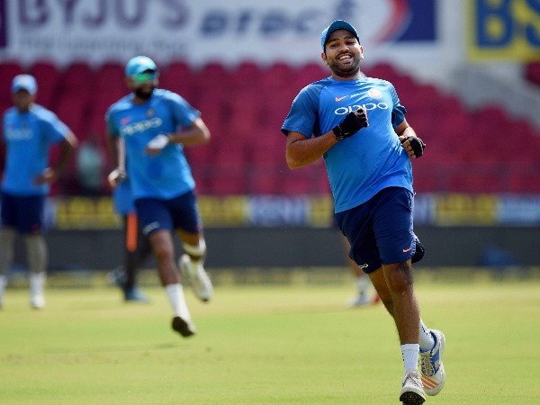 नागपुर में भारत के क्रिकेट इतिहास का ये बड़ा रिकॉर्ड बना सकते हैं रोहित शर्मा