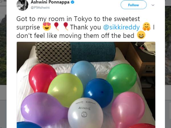 मुझे बिस्तर से इन्हें (बैलून्स) हटाने का मन नहीं कर रहा है