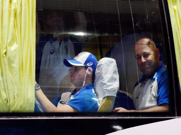 बांग्लादेश में ऑस्ट्रेलियाई टीम पर हमला, बस पर फेंके गए पत्थर, सभी खिलाड़ी सुरक्षित