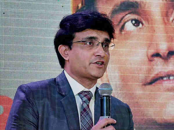 पहले दादा ने की एमएस धोनी की आलोचना, अब दी ये 'अलग काम' करने की सलाह