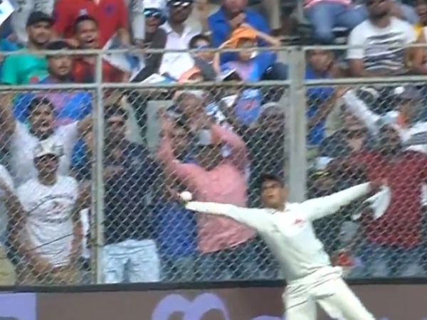 Video: जो न्यूजीलैंड के खिलाड़ी नहीं कर पाए वो इस 14 साल के बॉल ब्वॉय ने कर दिखाया