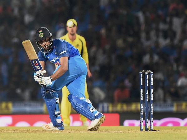 ओपनिंग करते हुए बना दिया रिकॉर्ड