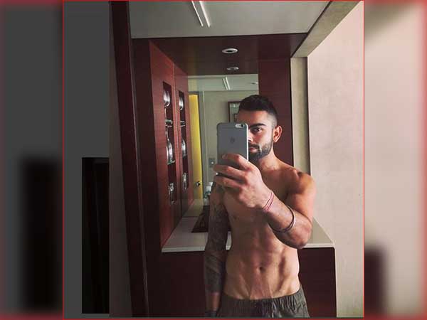 कोहली को दिखावा पसंद है, वे बिना शर्ट के घूमते हैं