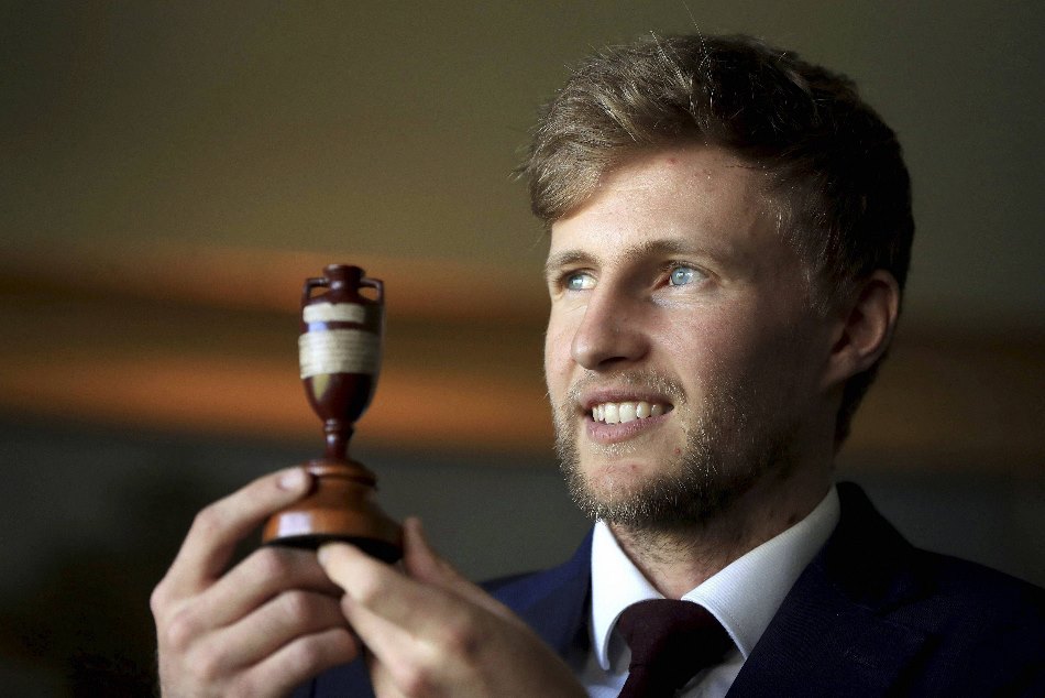 एशेज सीरीजः जुबानी जंग के साथ-साथ शुरू होगा क्रिकेट का महायुद्ध, जानिए एशेज की दिलचस्प कहानी