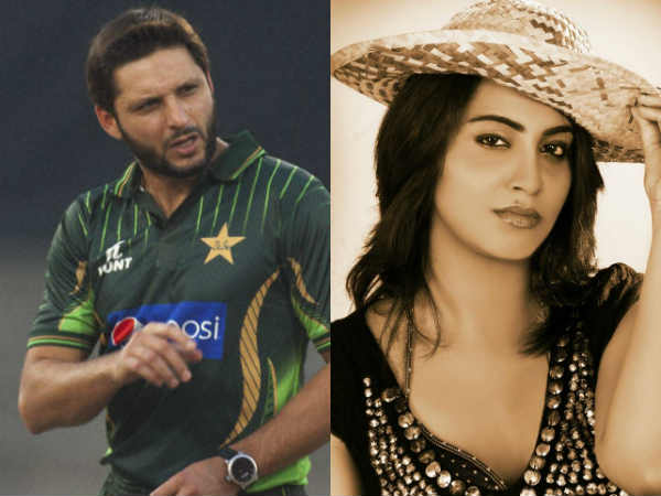  लोगों को बदनाम करने में मजा आता है