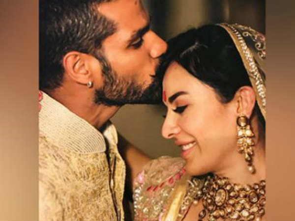 शिखर धवन तो निकले फैमिली मैन, पहले मां, फिर बीवी और अब बहन के लिए नहीं खेला क्रिकेट