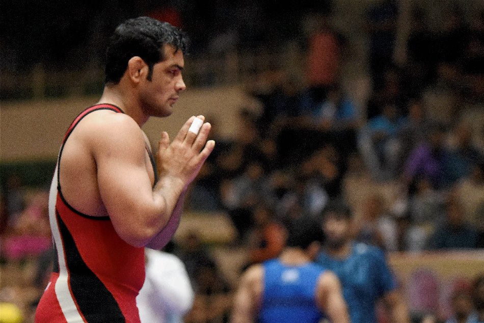 बवाल! वॉकओवर से मिला सुशील कुमार को गोल्ड मेडल, फरहान अख्तर ने दी ये सलाह