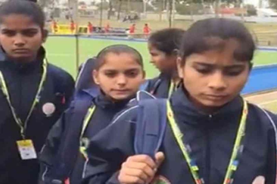 भारतीय लड़कियों की हॉकी टीम के साथ ऑस्ट्रेलिया में दुर्व्यवहार, खेल मंत्री ने दिए जांच के आदेश