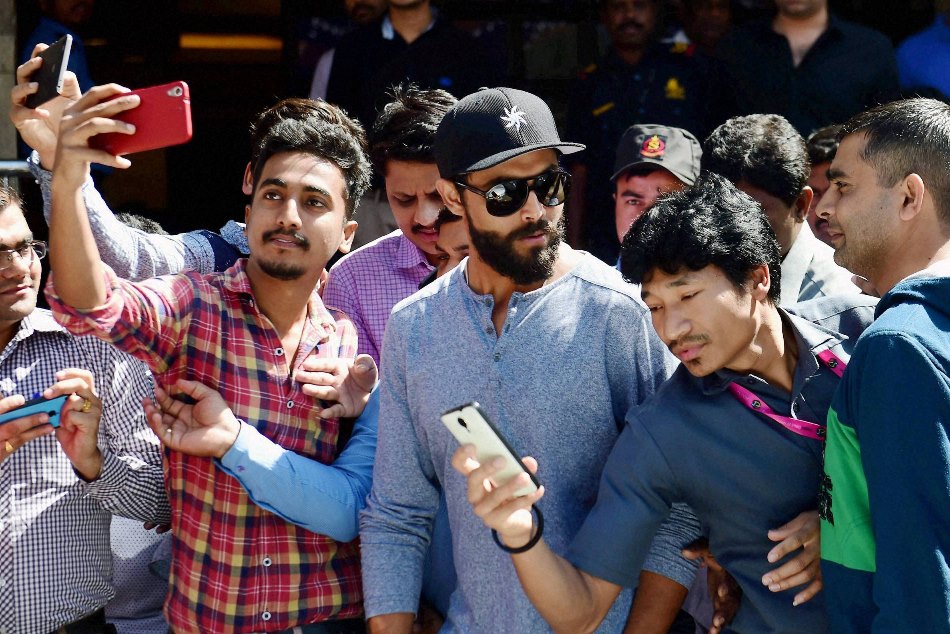 रविंद्र जडेजा ने 'फैन' को कहा गंवार, कारण जानकर हस पड़ेंगे आप