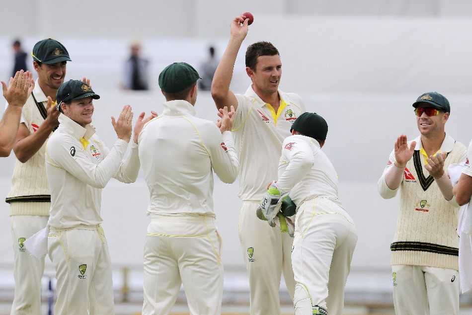 Ashes: ऑस्ट्रेलिया ने रचा इतिहास, इंग्लैंड को पारी व 41 रनों से हराकर जीती सीरीज