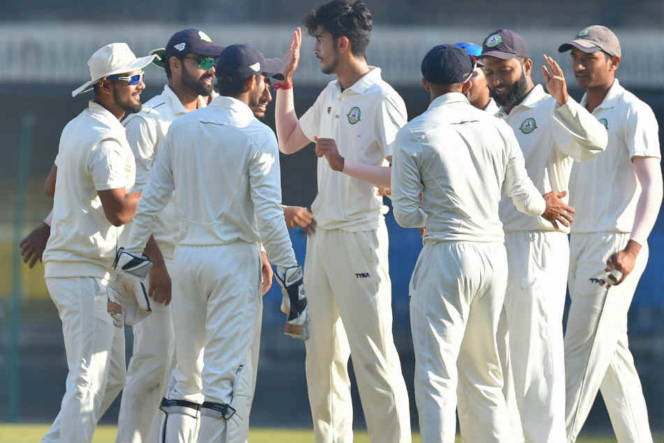 U19CWC: चोटिल पोरेल की जगह भारतीय टीम में शामिल हुआ विदर्भ का ये धाकड़ गेंदबाज