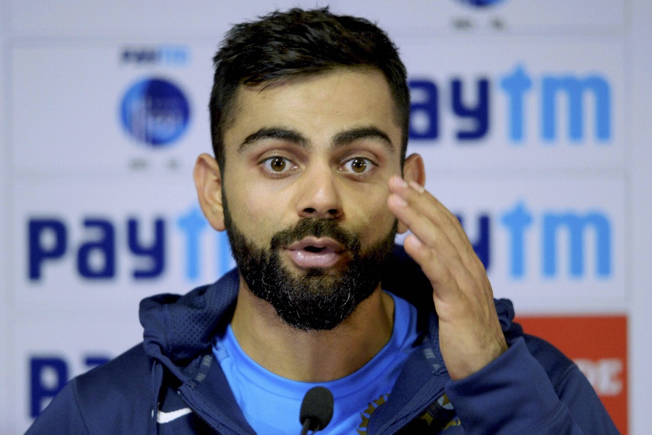 विराट कोहली की खराब पारी के बाद खुद को आग लगाने वाले फैन की मौत