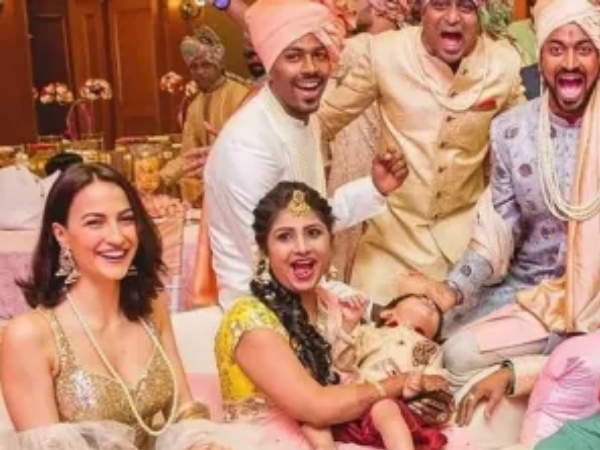 यहां हुई पहली मुलाकात