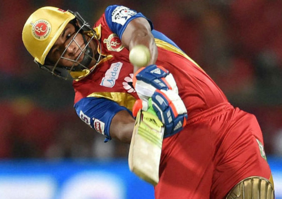 आखिर RCB ने क्योंं दिखाया 20 साल के सरफराज खान पर फिर से भरोसा?