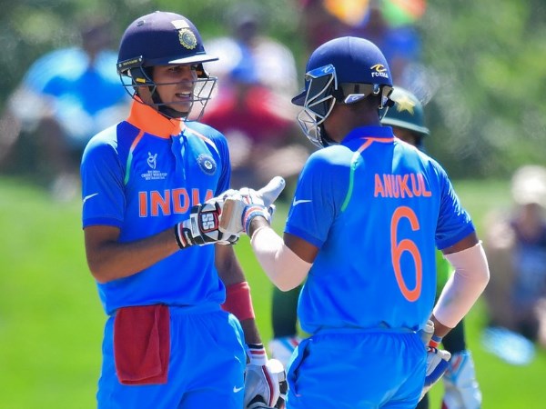 अनुकूल ने अपना साक्षत्कार हिंदी में दिया है 