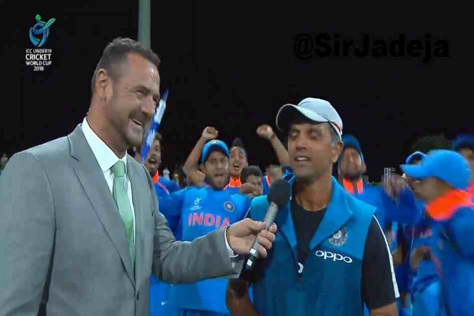 अंडर-19 विश्व चैंपियन : खिलाड़ियों के साथ कोच राहुल द्रविड़ की हो रही ज्यादा वाहवाही