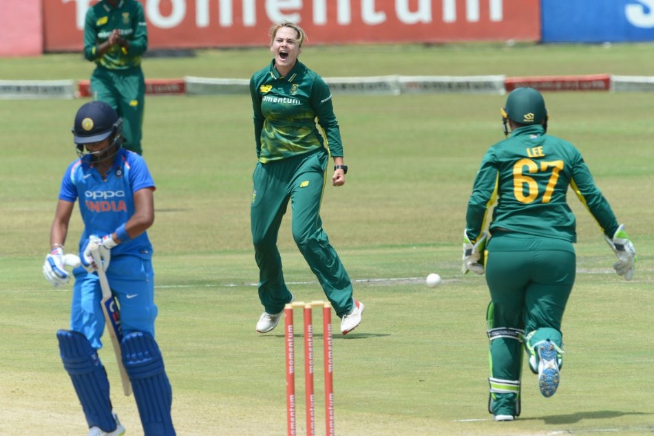 दक्षिण अफ्रीका से आखिरी मैच हारकर भी भारतीय महिला क्रिकेट टीम ने अपने नाम की सीरीज