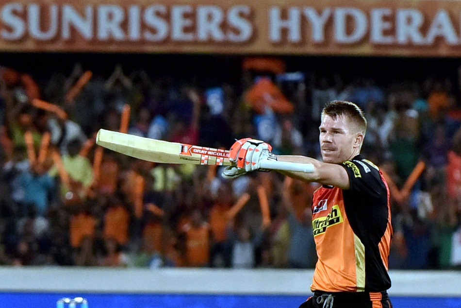 सनराइजर्स हैदराबाद की कप्तानी से हटे डेविड वार्नर, जल्द होगी नए कप्तान की घोषणा