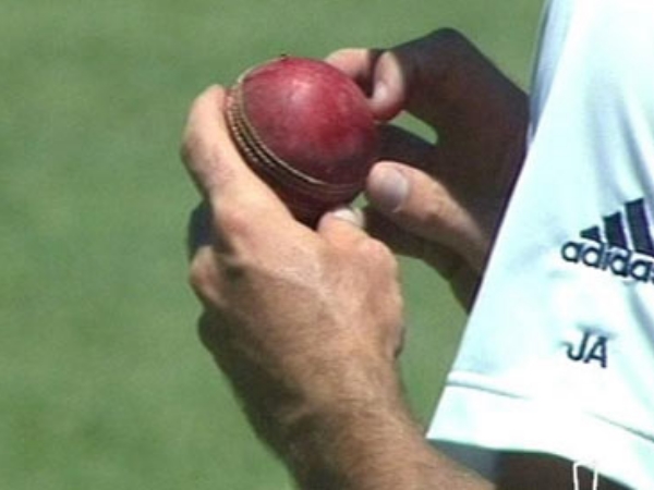 पाकिस्तानी दिग्गज भी हो चुके हैं विवाद से बदनाम