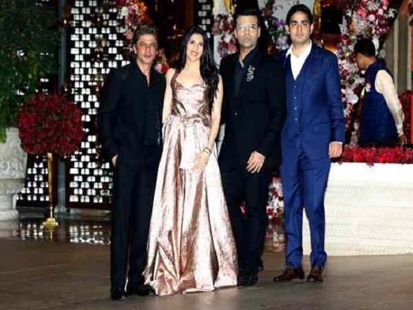 पोस्ट-सगाई सेलिब्रेशन एंटीलिया में हुआ 